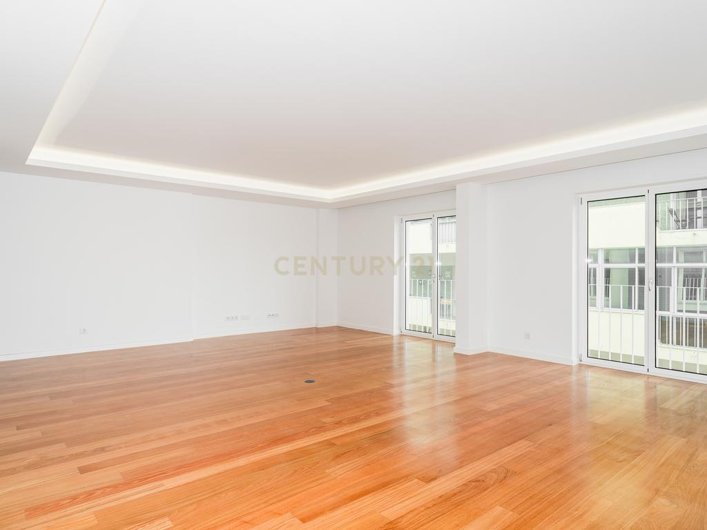 Apartamento T3 a estrear - Centro de Lisboa - Image 4